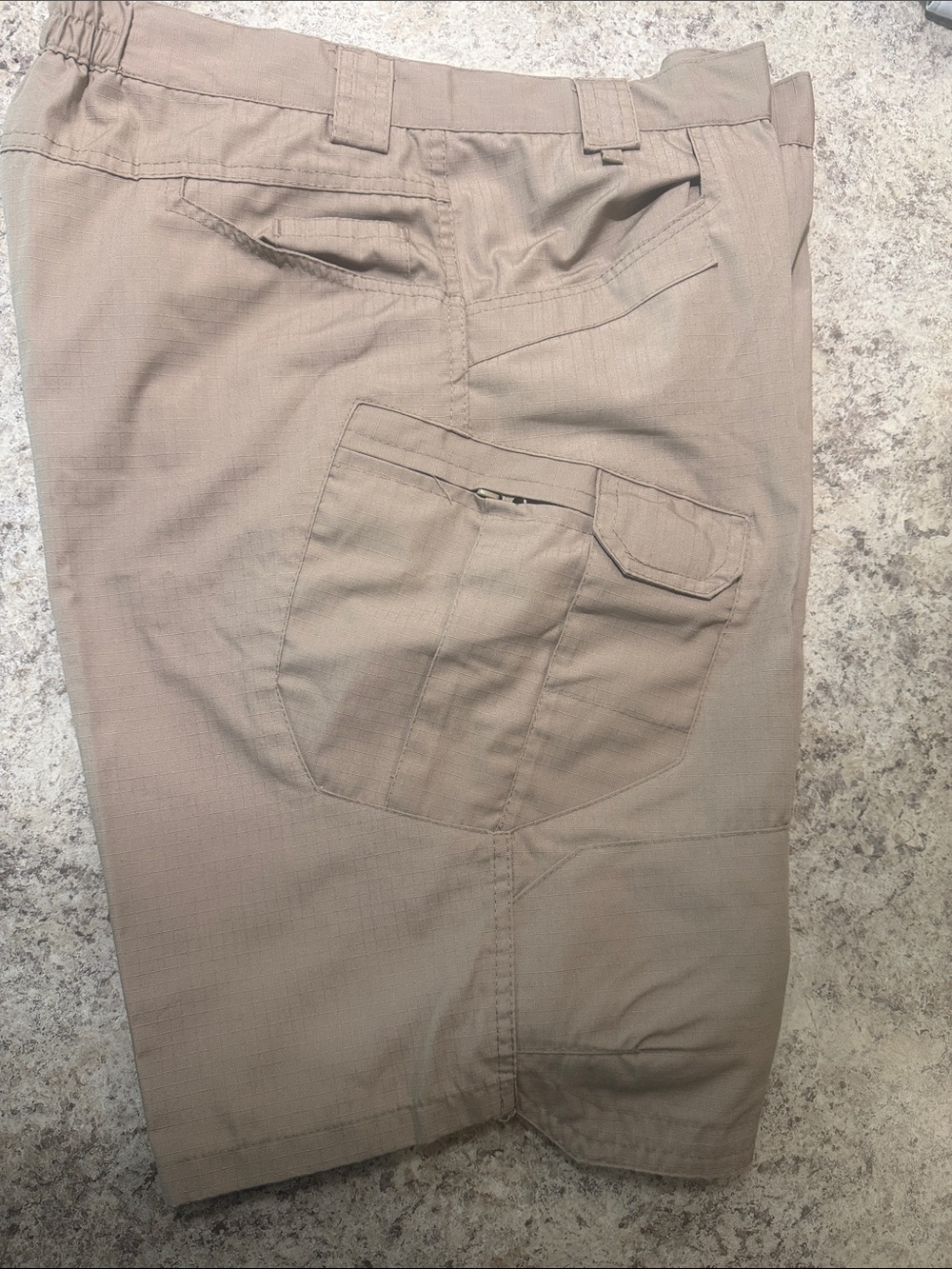 Men's Khaki Utility Cargo Shorts - Unbranded
